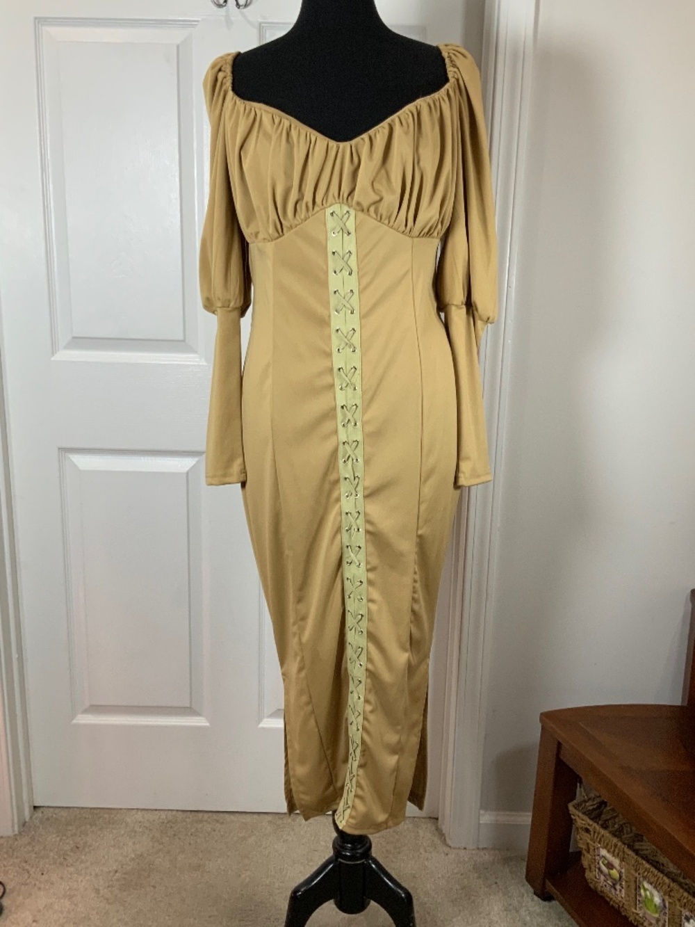 Pretty Little Thing Gold Corset Maxi Dress Ruched Sweetheart Long Sleeve Medium